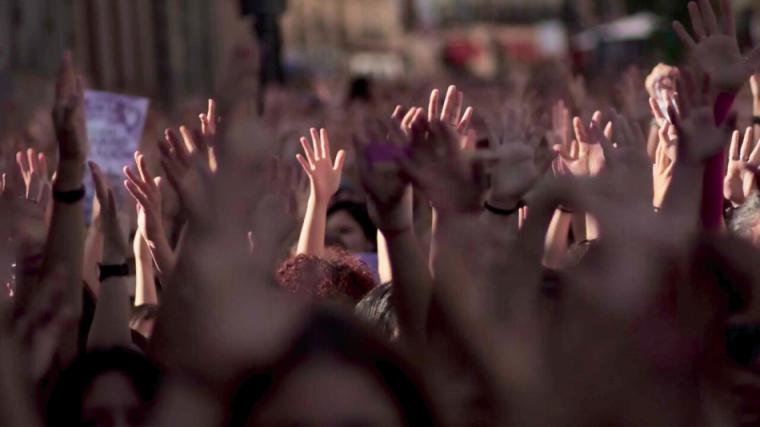 La Audiencia de Navarra reduce la pena a dos miembros de 'La Manada' por la violación de los Sanfermines