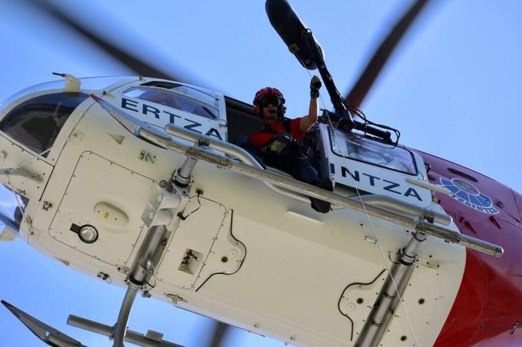 Rescate impactante: Así salvaron a un parapentista tras un aterrizaje forzoso en el monte Xoxote